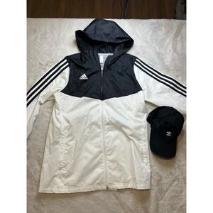 Adidas Windbreaker Jacket & Hat Set Womens Medium Black White Good Colorblock